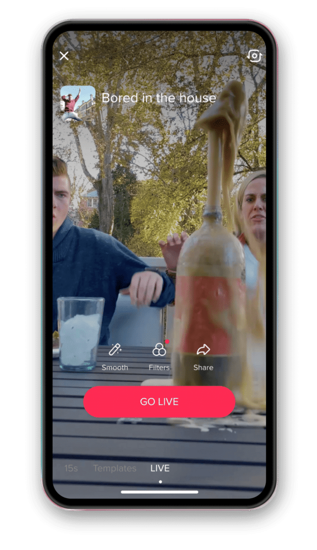"GO LIVE" button on TikTok