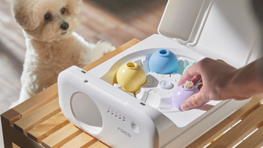 Cool pet gadgets you can give pet parents this holiday season