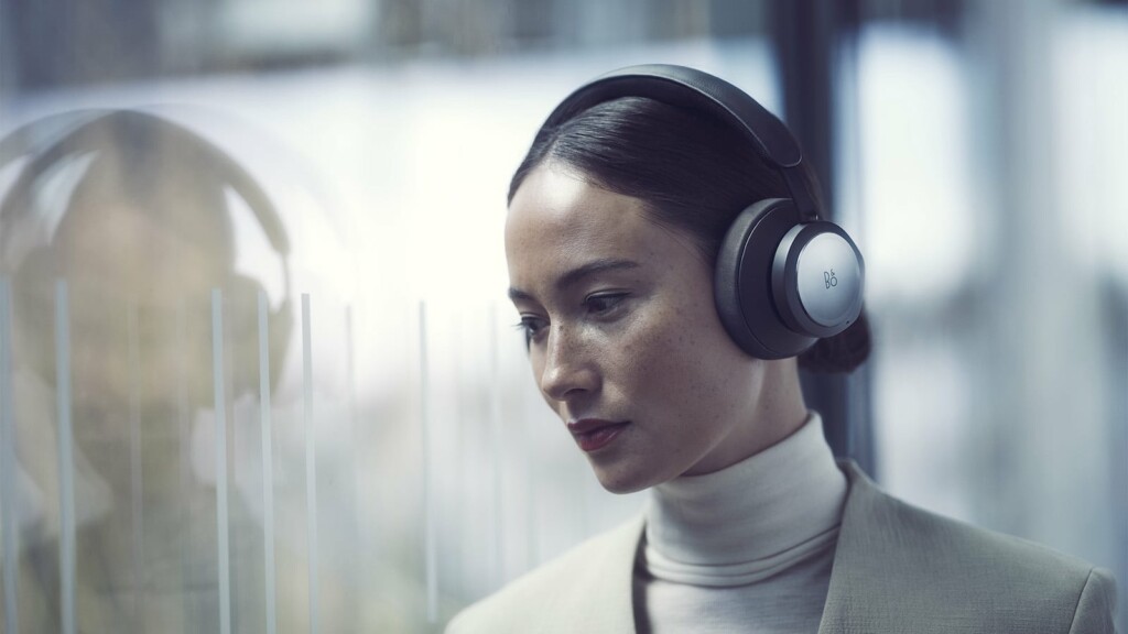 Beoplay Portal Elite