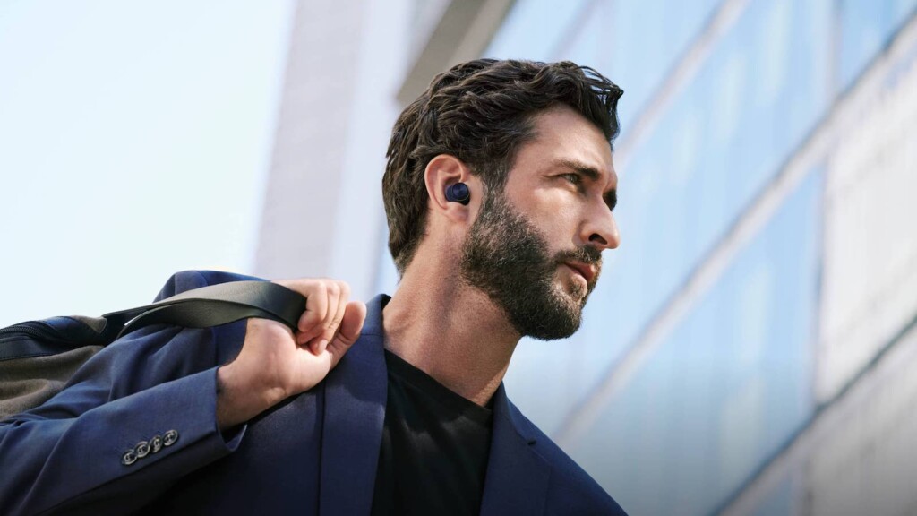 Essential travel gadgets for your 2023 trips