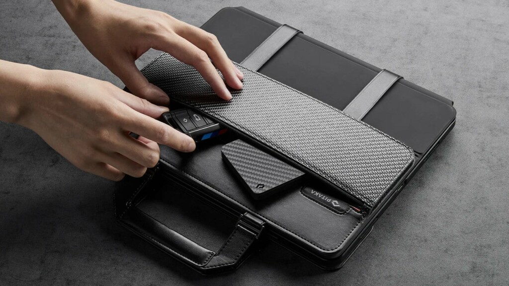 FlipBook Bag Style Case