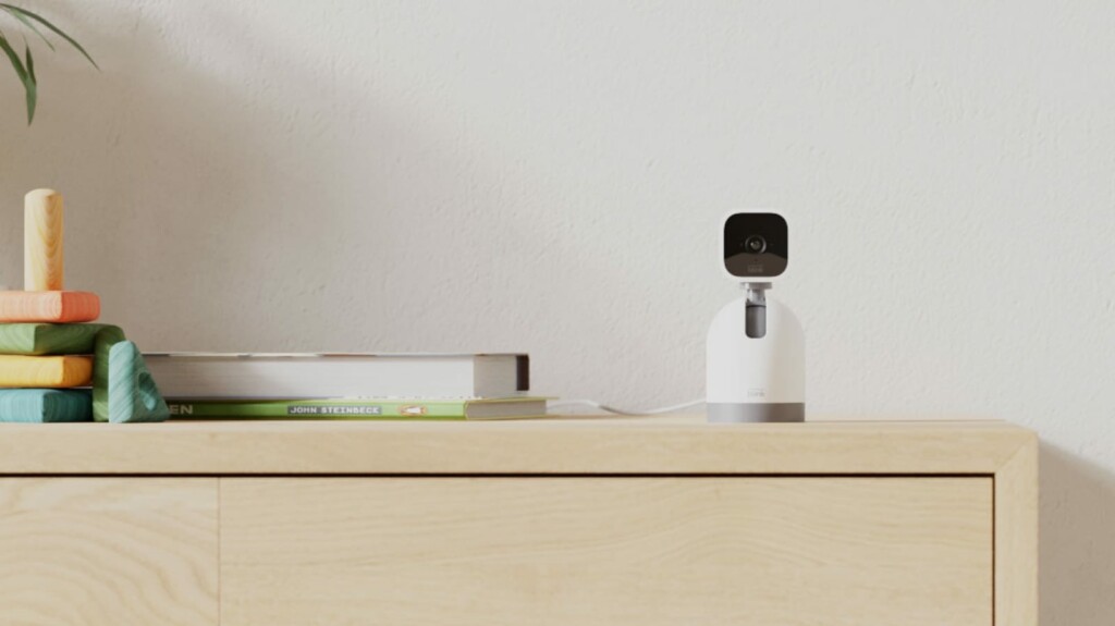 Blink Mini Pan Tilt Rotating Indoor Security Cam