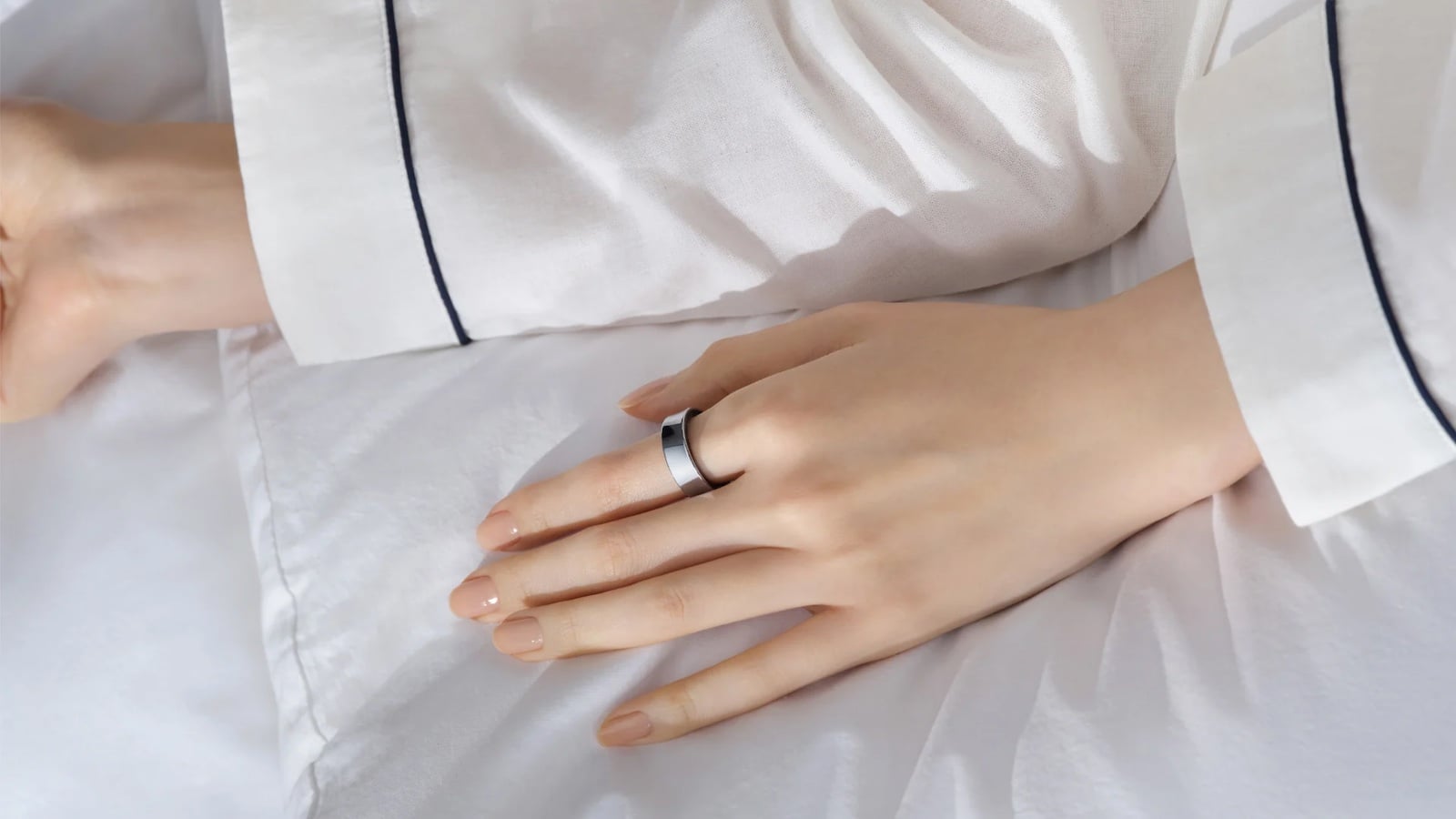 Samsung Galaxy Ring guides you along your wellness journey with all-day health insights