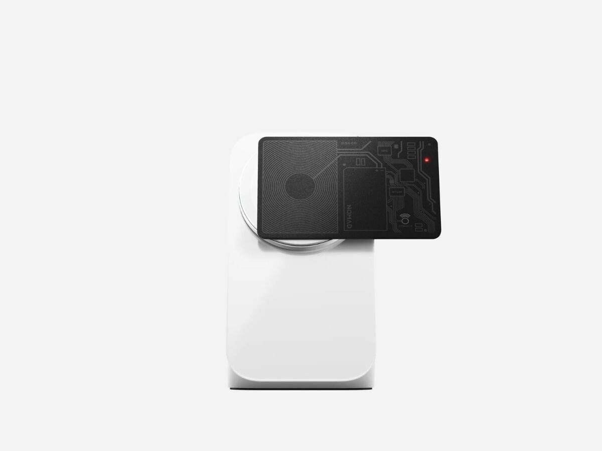 Nomad Goods Tracking Card wallet tracker card will keep your valuables safe and secure