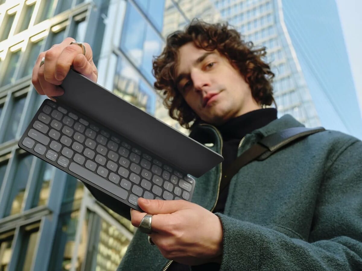 Logitech Keys-To-Go 2 portable keyboard for tablets streamlines typing on any device