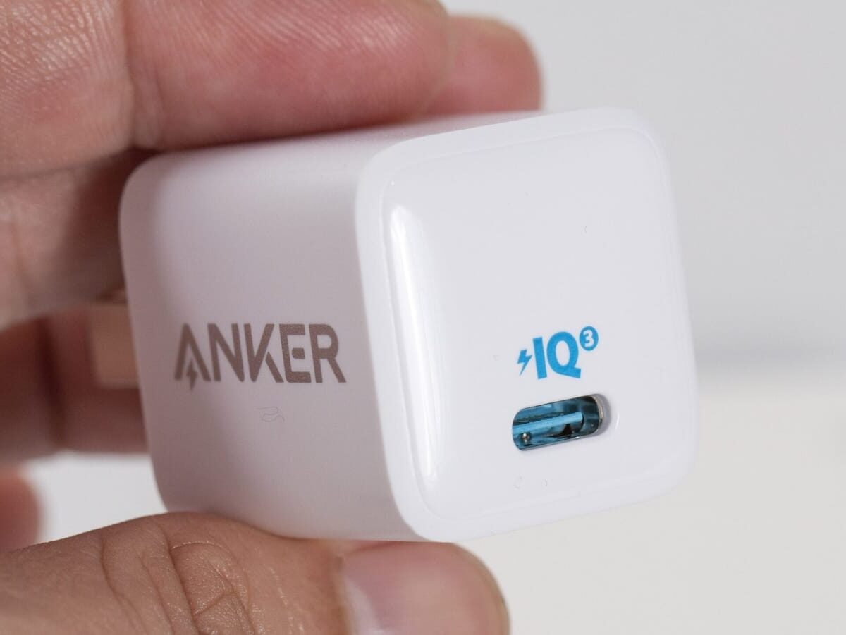 Anker PowerPort III Nano for iPhone and Android Smartphones with USB-C to Lightning Cable