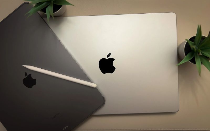 iPad Pro and MacBook