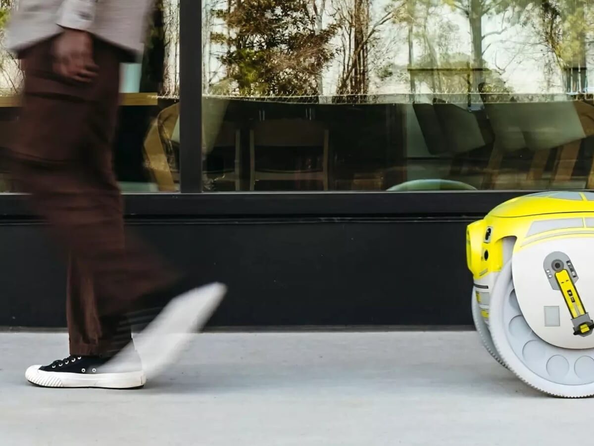 Piaggio, Disney, and Lucasfilm G1T4-M1N1: Star Wars-Inspired Cargo-Carrying Robot