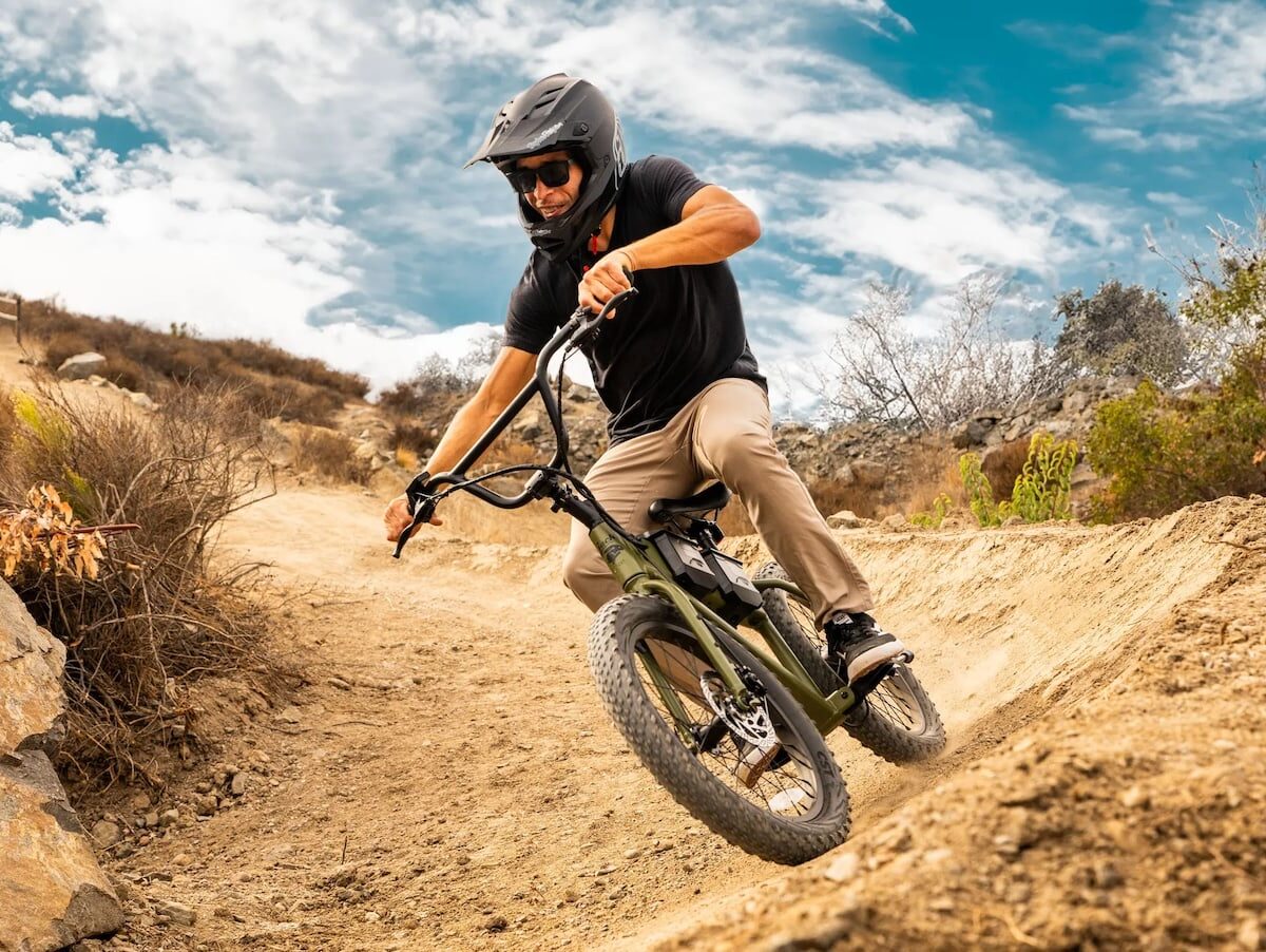 JackRabbit XG Pro: Lightweight and Compact Electric Bike with Bring-It-Everywhere Design